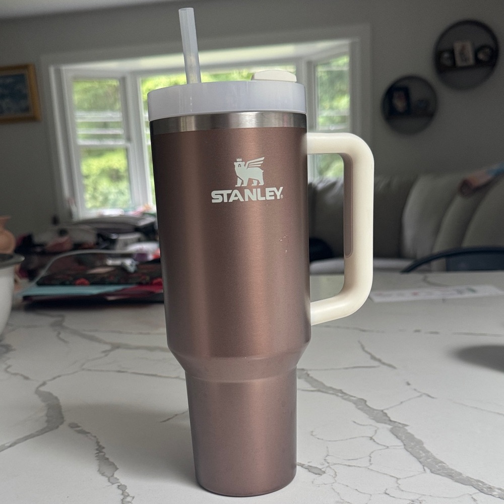 Stanley rose quartz bottle